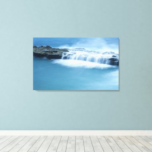 Modern Rock Ocean Stretched Canvas Print Leinwanddruck (Insitu (Holzboden))
