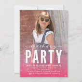 Modern rosa Confetti jedes Foto Geburtstagsparty Einladung (Vorderseite)