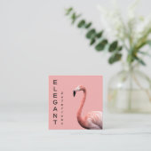Modern rosa Flamingo Minimalistisch Quadratische Visitenkarte (Stehend Vorderseite)