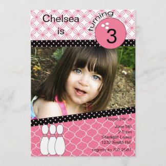 Modern rosa Girls Bowling Einladung Foto