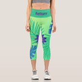 Modern rosa grün und Lila tropisch Capri Leggings (Vorderseite)