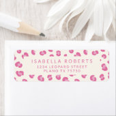 Modern rosa Leopard Print Chic Address Labels (Insitu)