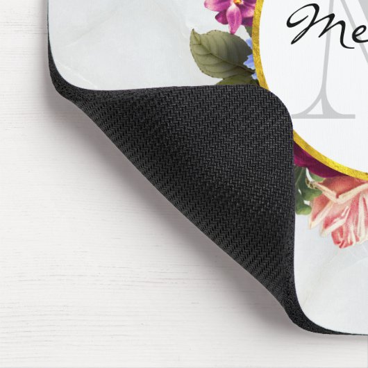 Modern rosafarbenes Blumenmotiv Mousepad (Ecke)