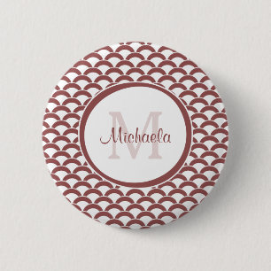 Modern Rosy Brown White Scallops Monogramm und Nam Button