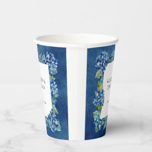 Modern Rustic Blue Hydrangeas Floral Wedding Pappbecher (Rechts)