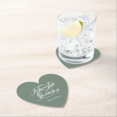 Modern Sage Green Elegante White Script Hochzeit Untersetzer (Vor Ort)