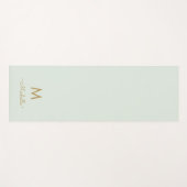 Modern Sage Green Gold Script Monogram Yogamatte (Vorderseite (Horizontal))