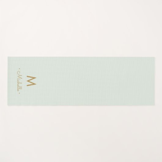 Modern Sage Green Gold Script Monogram Yogamatte (Vorderseite (Horizontal))
