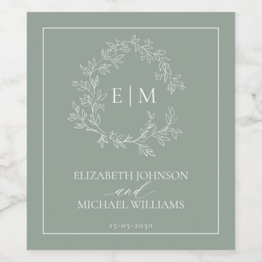 Modern Sage Green Leafy Wappen Monogram Wedding Wi Weinetikett (Einzelnes Label)