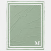 Modern Sage Green Monogram Fleecedecke (Vorderseite)