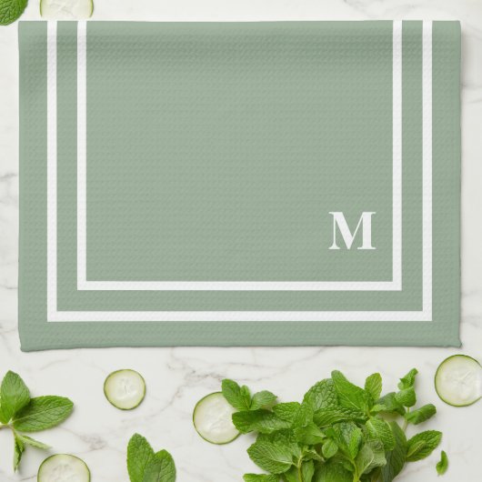 Modern Sage Green Monogram Geschirrtuch (Gefaltet)