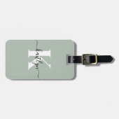 Modern Sage Green Script Monogram Gepäckanhänger (Vorderseite horizontal)