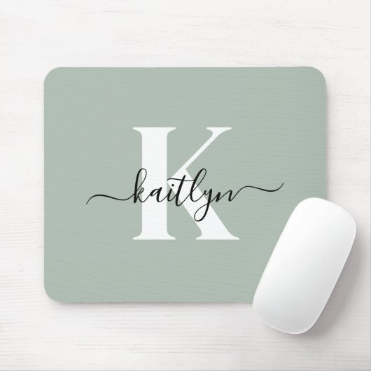 Modern Sage Green Script Monogram Mousepad (Mit Mouse)