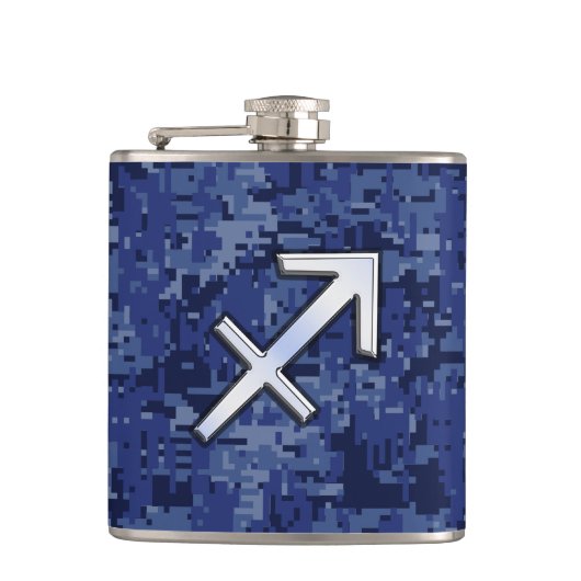Modern Sagittarius Zodiac Sign Navy Digital Camo Flachmann (Vorderseite)