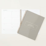 Modern Sandstone Minimal 2022 Planner Planer<br><div class="desc">Der elegante 2022-Planer ist sauber und einfach in einer modernen,  trendigen Sandsteinfarbe. Fügen Sie einfach Ihren Wunschnamen hinzu</div>