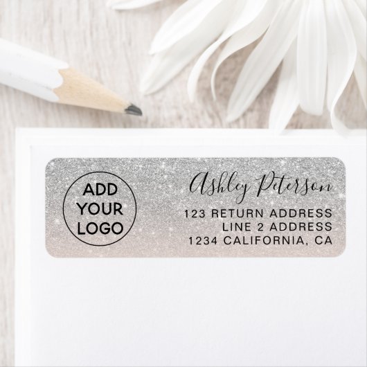 Modern schlichtes Logo silber Glitzer rot Rosa (Insitu)