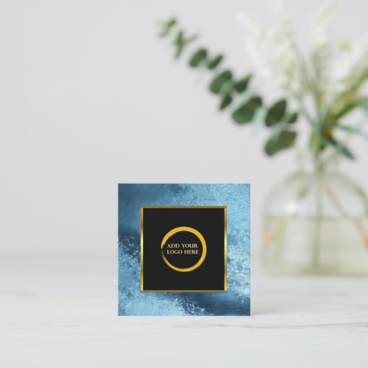 Modern Schwarz-Blau-Eis einfaches Logo Quadratische Visitenkarte (Stehend Vorderseite)