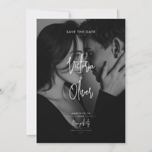 Modern Script Black Editorial Photo Save the Date (Vorderseite)