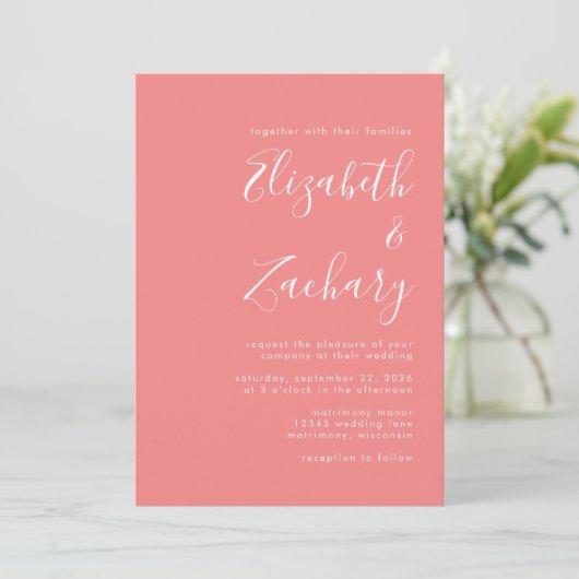 Modern Script Coral Pink QR Code Wedding Einladung (Stehend Vorderseite)