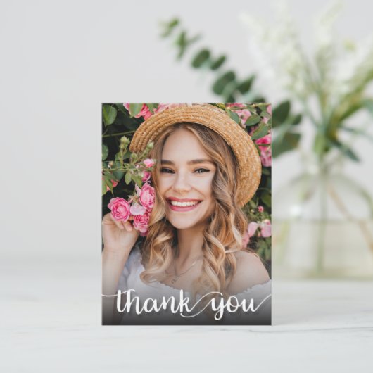 Modern Script Dankeschön Foto Abschluss Postkarte (Stehend Vorderseite)
