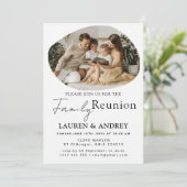 Modern Script Family Gathering Party Einladung (Stehend Vorderseite)