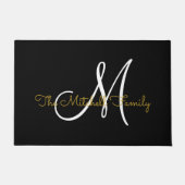 Modern Script Gold White Monogram Family Name Fußmatte (Vorderseite)