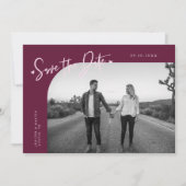 Modern Script Heart Cranberry Curved Frame Photo Save The Date (Vorderseite)