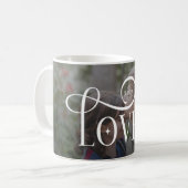 Modern Script Love Custom Engaged Couples Photo Kaffeetasse (Vorderseite Links)