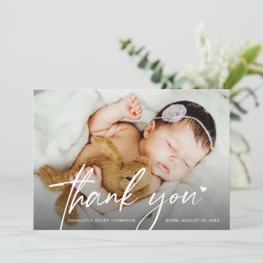 Modern Script Newborn baby Photo Heart Dankeskarte (Stehend Vorderseite)