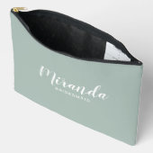 Modern Script Personalisiert Bridesmaid Name Zubehörtasche (Offen)