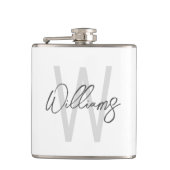 Modern Script Personalisiert Monogram und Name Flachmann (Vorderseite)