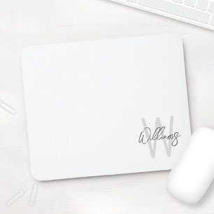 Modern Script Personalisiert Monogram und Name Mousepad
