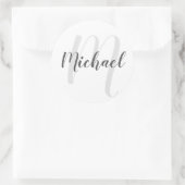 Modern Script Personalisiert Monogram und Name Runder Aufkleber (Tasche)