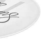 Modern Script Personalisiert Monogram und Name Schneidebrett (Ecke)