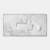 Modern Script Personalisiert Monogram und Name Schreibtischunterlage (Tastatur & Maus)