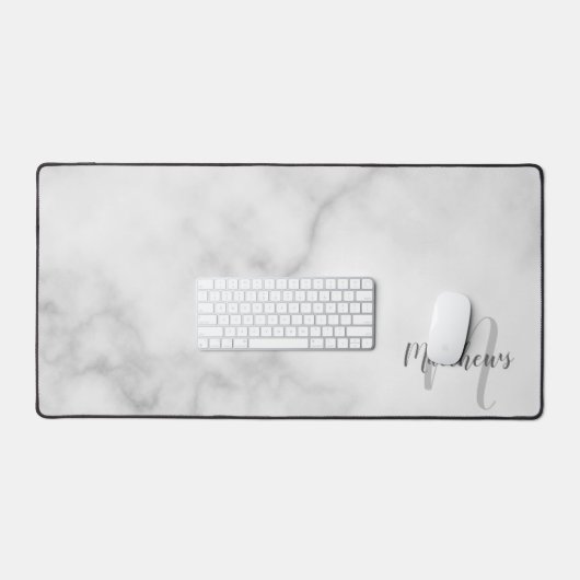 Modern Script Personalisiert Monogram und Name Schreibtischunterlage (Tastatur & Maus)