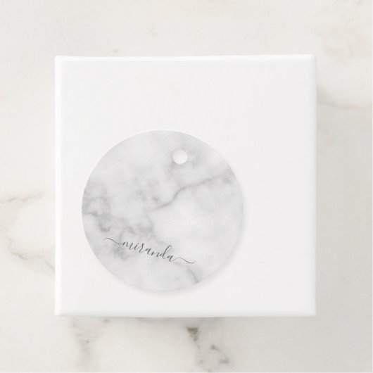 Modern Script Personalisiert Name White Marble Geschenkanhänger (Beispiel)