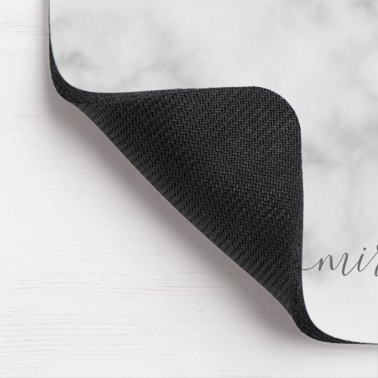 Modern Script Personalisiert Name White Marble Mousepad (Ecke)
