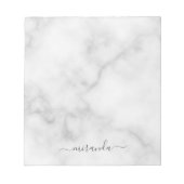 Modern Script Personalisiert Name White Marble Notizblock (Vorderseite)