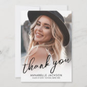 Modern Script Photo Graduation Dankeskarte (Vorderseite)