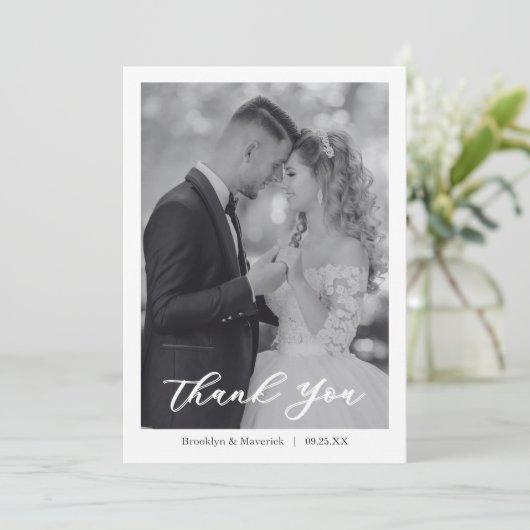 Modern Script Photo Wedding Dankeskarte (Stehend Vorderseite)