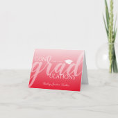 Modern Script Red Abschluss gratuliert Karte (Vorderseite)