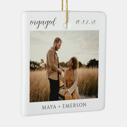 Modern Script Rustic Engagement Photo Keepsake Keramikornament (Rechts)