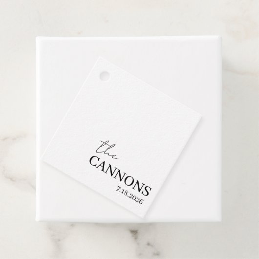 Modern Script Wedding Personalized Name Date Geschenkanhänger (Beispiel)