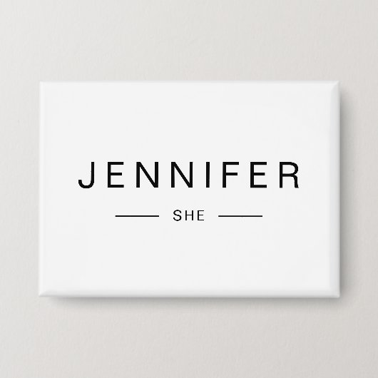 Modern SHE Inspired Personalized Name Button (Vorderseite)