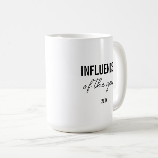 Modern Simple Black and White Script Influencer Kaffeetasse (VorderseiteRechts)