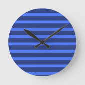 Modern Simple Blue Navy Two Tone Strip Name Runde Wanduhr (Vorderseite)