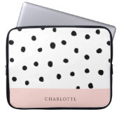 Modern Simple Blush and Polka Dot Monogram Name Laptopschutzhülle (Vorderseite)