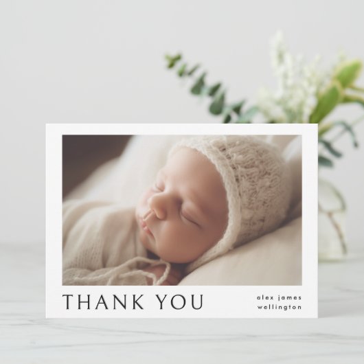 Modern Simple Foto Baby Name Vielen Dank Ankündigung (Stehend Vorderseite)
