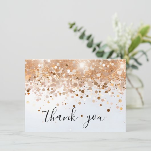 Modern Simple Gold Sequin Glitzer Script Vielen Da Dankeskarte (Stehend Vorderseite)